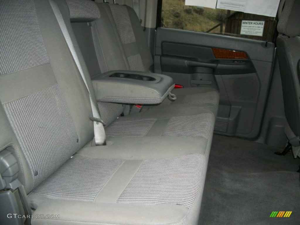2006 Ram 3500 SLT Mega Cab 4x4 - Mineral Gray Metallic / Medium Slate Gray photo #25