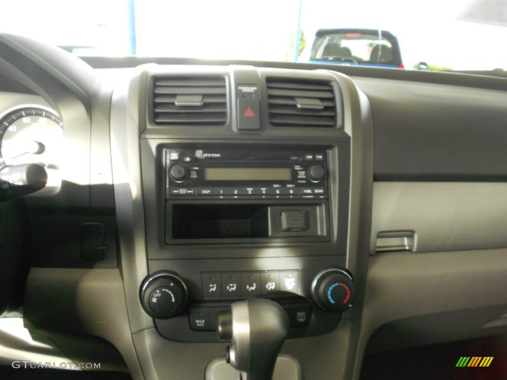 2010 CR-V LX AWD - Taffeta White / Gray photo #24