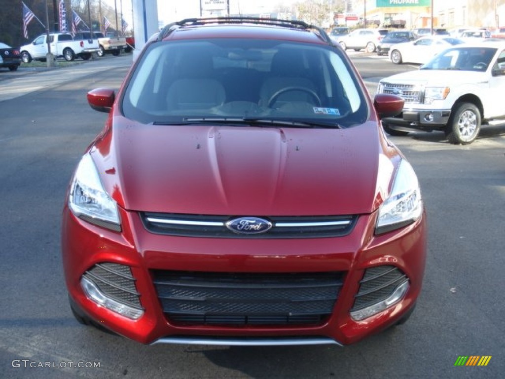 2013 Escape SE 2.0L EcoBoost 4WD - Ruby Red Metallic / Charcoal Black photo #3