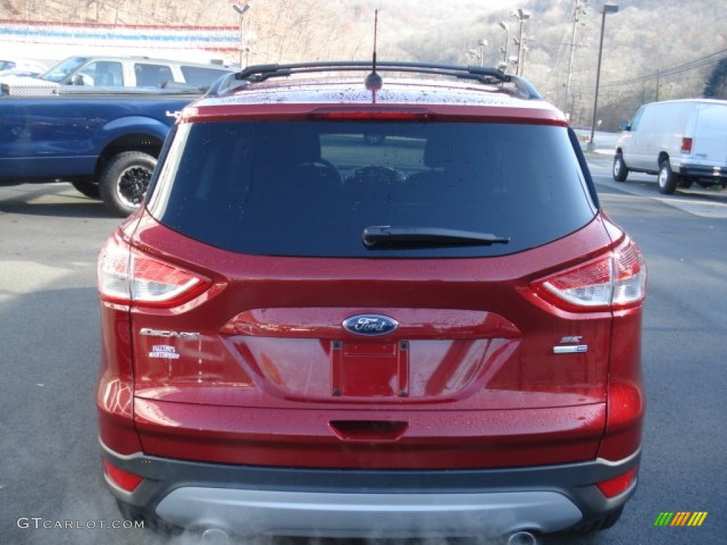 2013 Escape SE 2.0L EcoBoost 4WD - Ruby Red Metallic / Charcoal Black photo #7