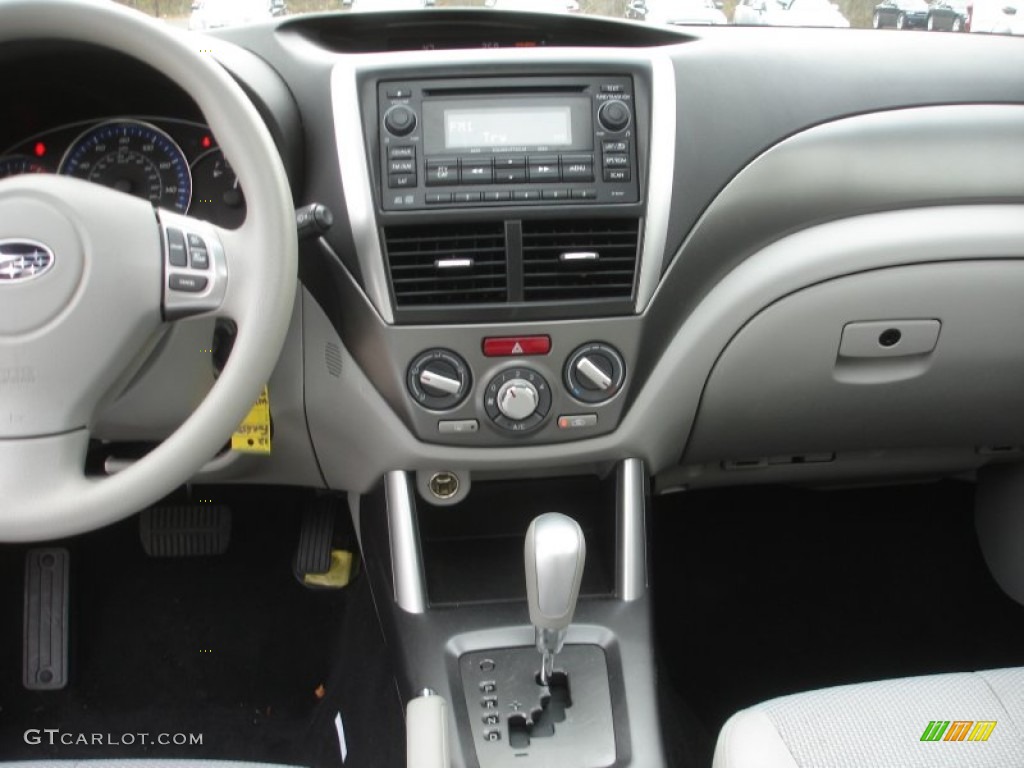 2012 Subaru Forester 2.5 X Premium Controls Photo #73596536