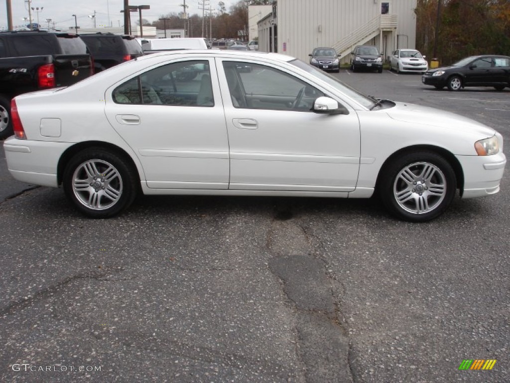 Ice White 2007 Volvo S60 2.5T Exterior Photo #73597535
