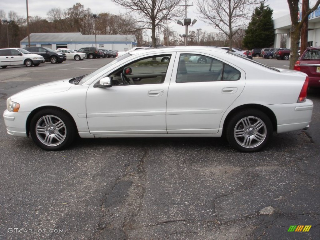 Ice White 2007 Volvo S60 2.5T Exterior Photo #73597587