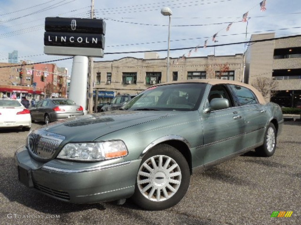 Light Tundra Metallic Lincoln Town Car