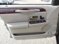 Light Tundra Metallic - Town Car Sedan Photo No. 15