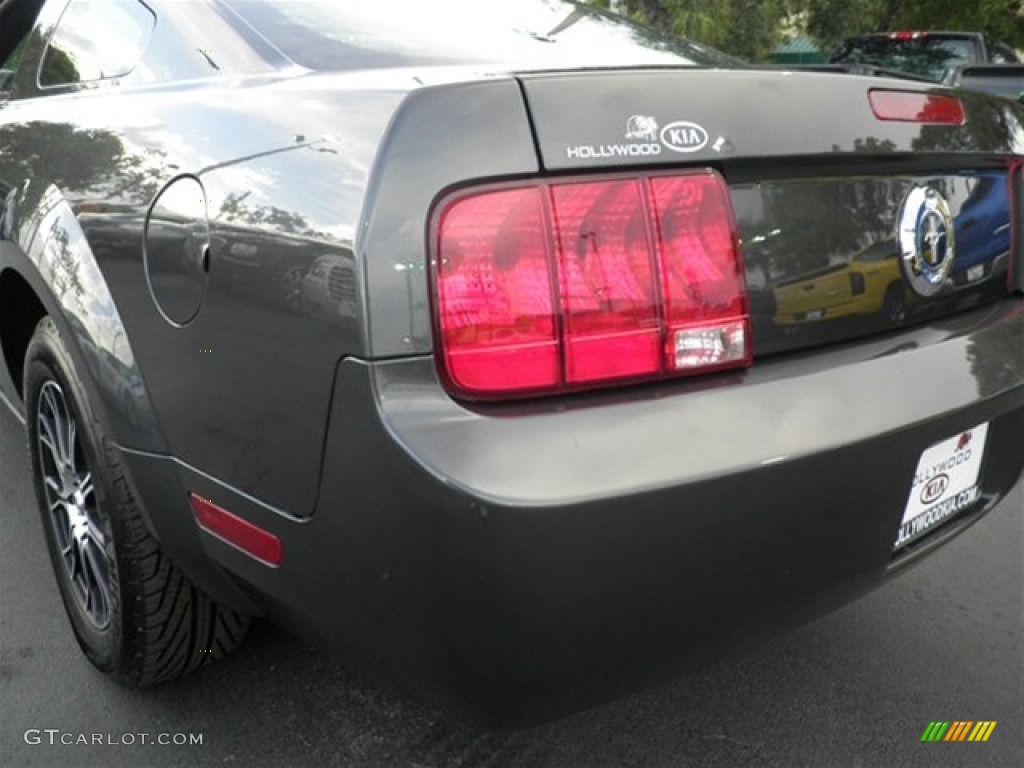 2008 Mustang V6 Deluxe Coupe - Alloy Metallic / Dark Charcoal photo #12