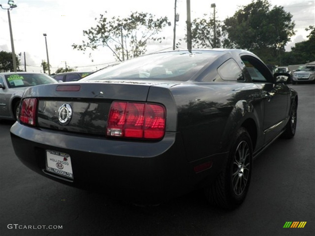 2008 Mustang V6 Deluxe Coupe - Alloy Metallic / Dark Charcoal photo #17