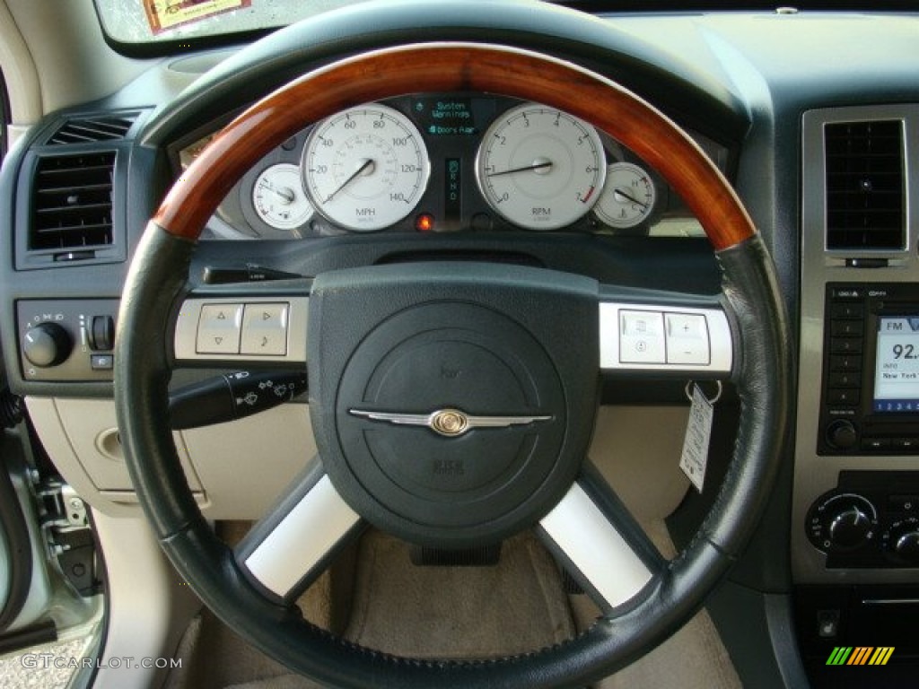 2006 Chrysler 300 Touring AWD Dark Slate Gray/Light Graystone Steering Wheel Photo #73599611