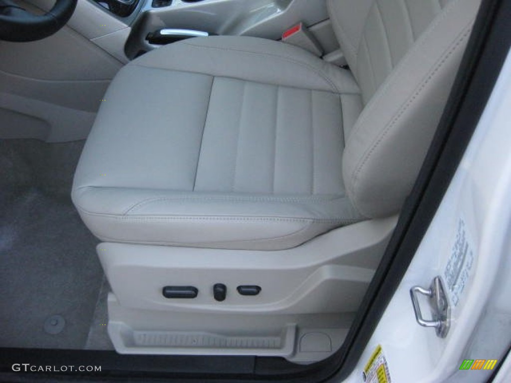 2013 Escape SEL 2.0L EcoBoost 4WD - White Platinum Metallic Tri-Coat / Medium Light Stone photo #13