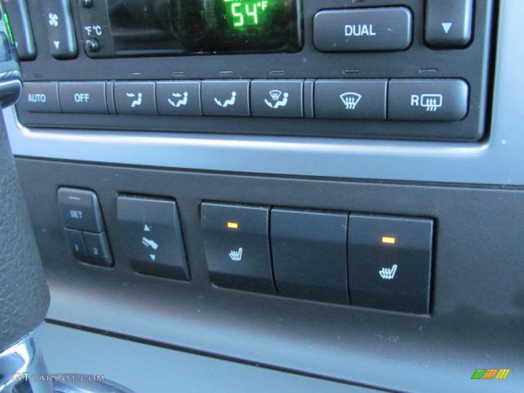 2010 Mercury Mountaineer V6 Premier AWD Controls Photo #73606259