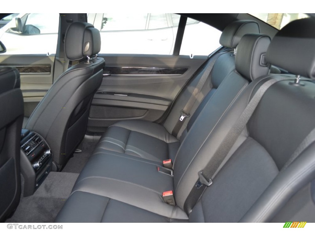 2013 BMW 7 Series 740i Sedan Rear Seat Photo #73606565