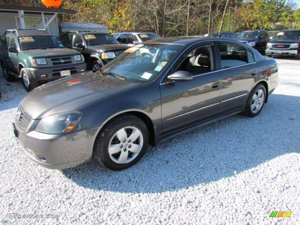 2005 Altima 3.5 SL - Smoke Metallic / Charcoal photo #10