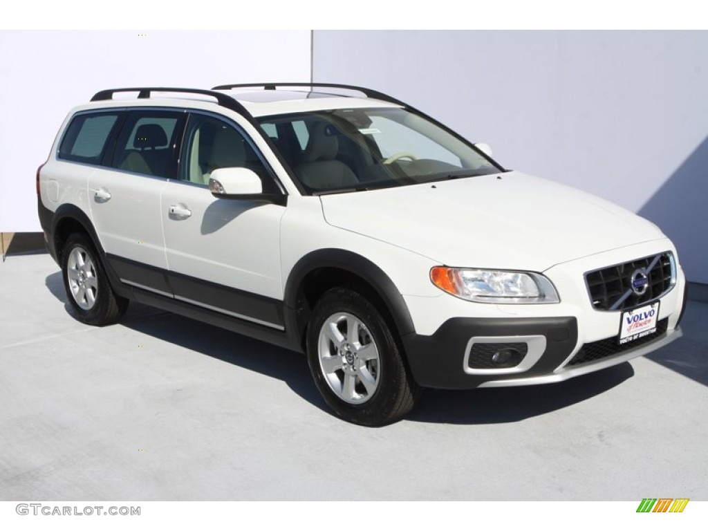 Ice White 2013 Volvo XC70 3.2 Exterior Photo #73610393