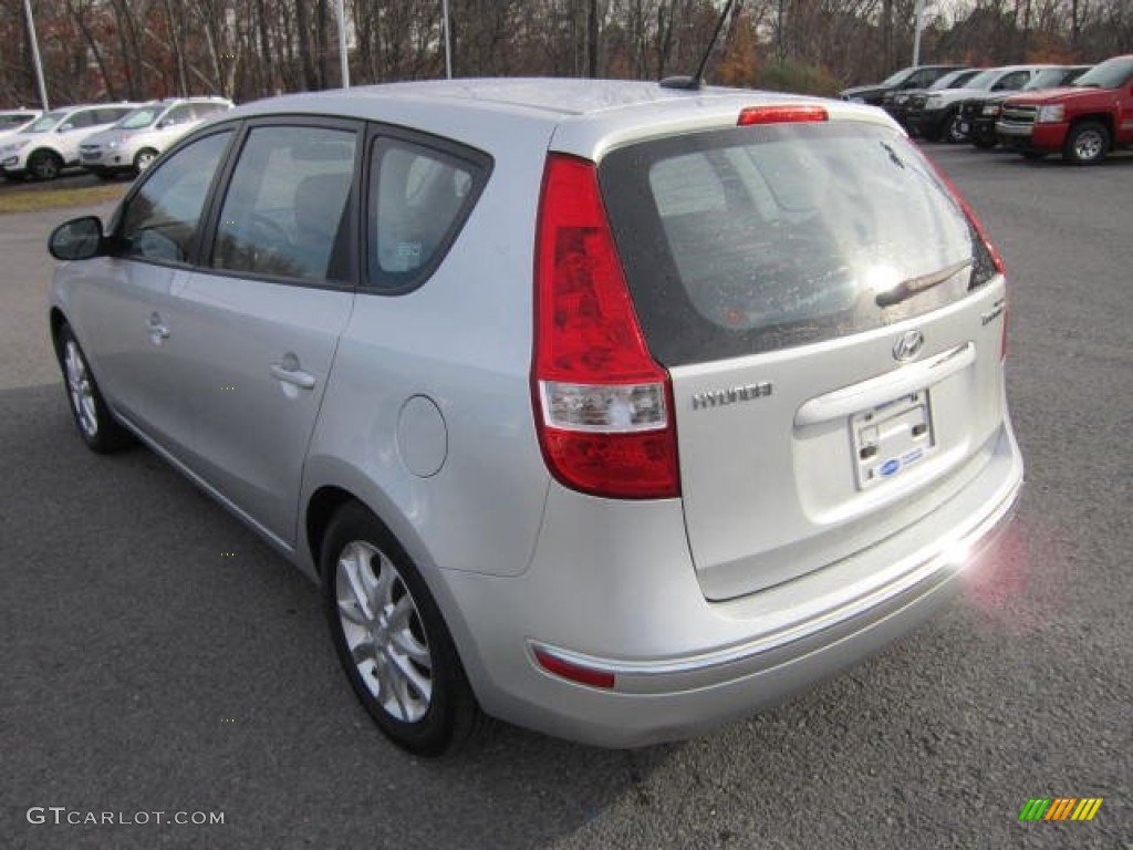2009 Elantra Touring - Quicksilver / Black photo #5