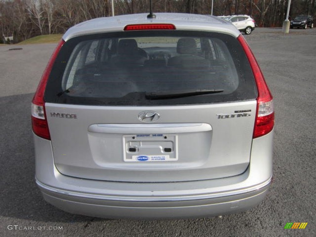2009 Elantra Touring - Quicksilver / Black photo #6