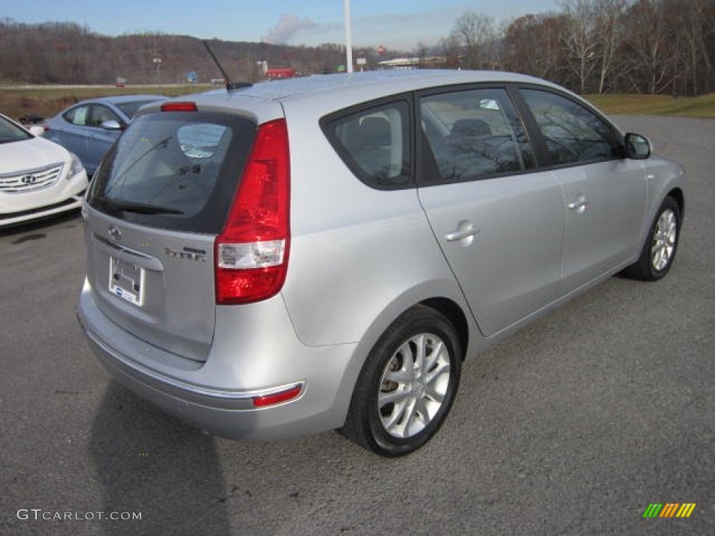 2009 Elantra Touring - Quicksilver / Black photo #7