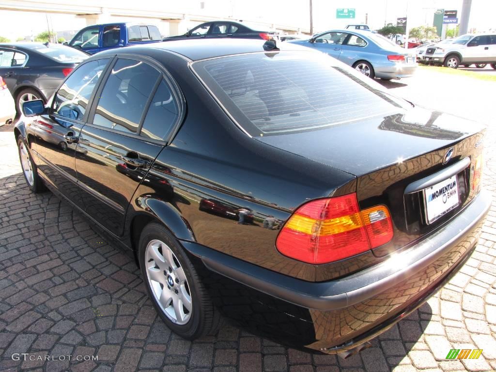 2004 3 Series 325i Sedan - Jet Black / Sand photo #11