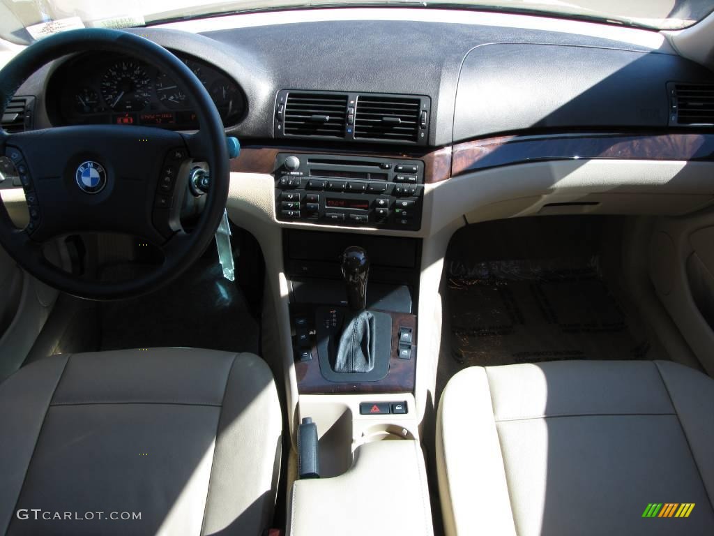 2004 3 Series 325i Sedan - Jet Black / Sand photo #20