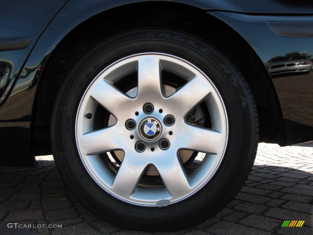 2004 3 Series 325i Sedan - Jet Black / Sand photo #28