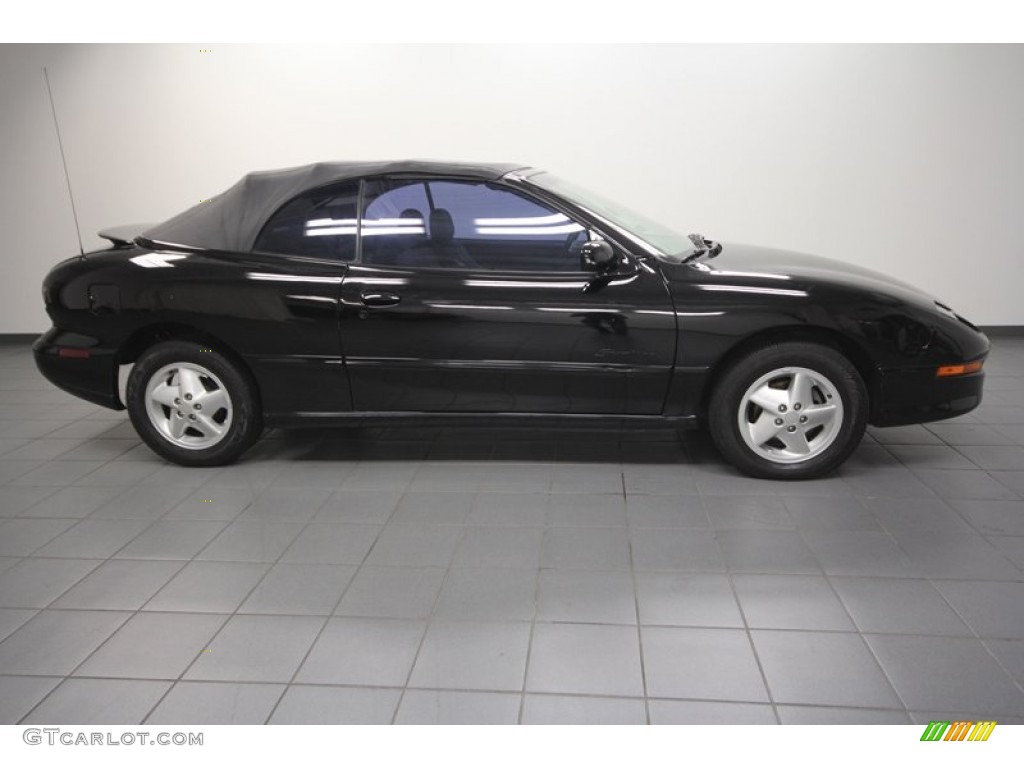 1997 Sunfire SE Convertible - Black / Graphite photo #7