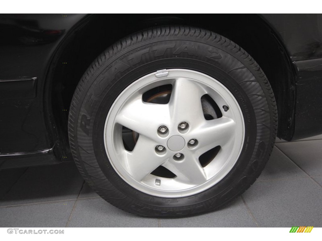1997 Pontiac Sunfire SE Convertible Wheel Photos