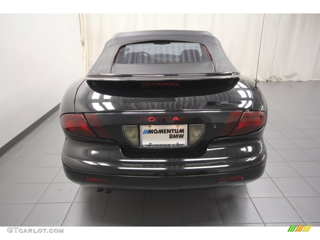 1997 Sunfire SE Convertible - Black / Graphite photo #12