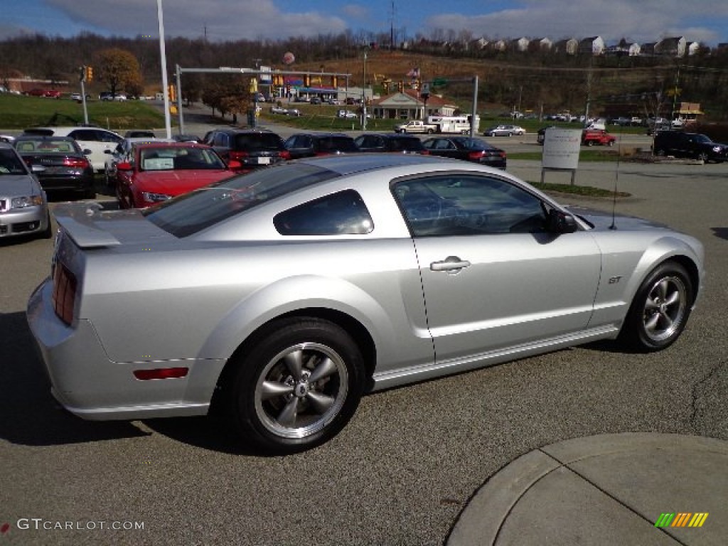 2005 Mustang GT Premium Coupe - Satin Silver Metallic / Red Leather photo #5