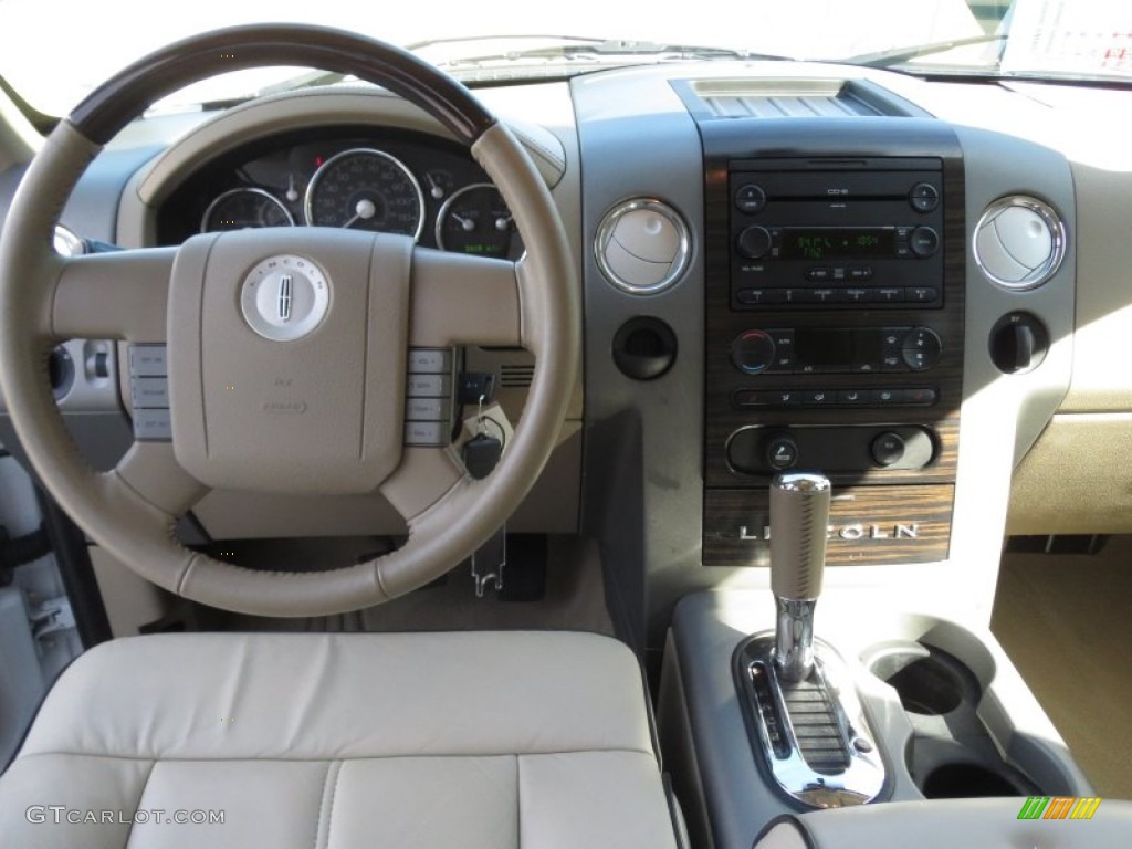 2007 Lincoln Mark LT SuperCrew Dashboard Photos