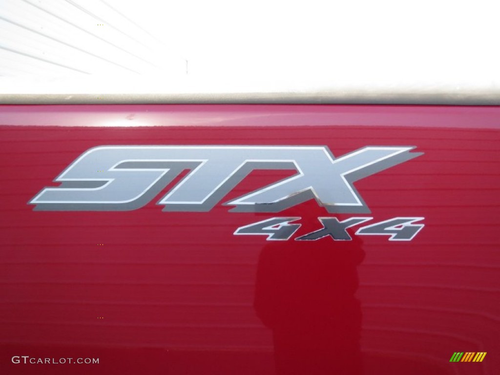 2004 F150 STX Heritage SuperCab 4x4 - Bright Red / Heritage Graphite Grey photo #16