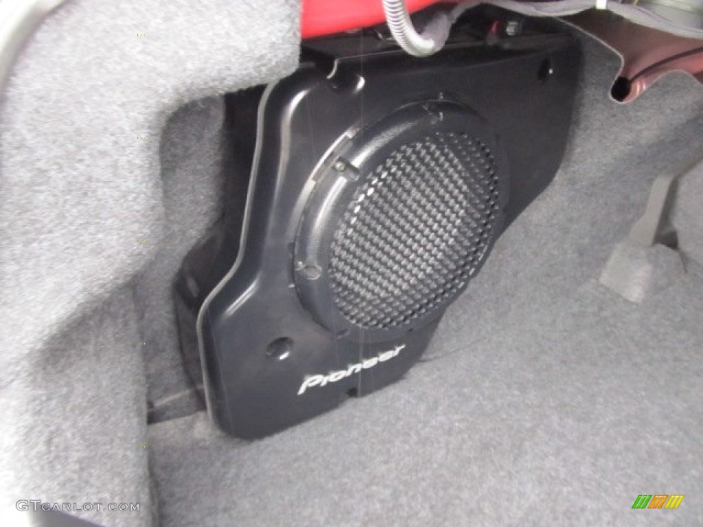 2010 Chevrolet Cobalt SS Coupe Audio System Photo #73615598