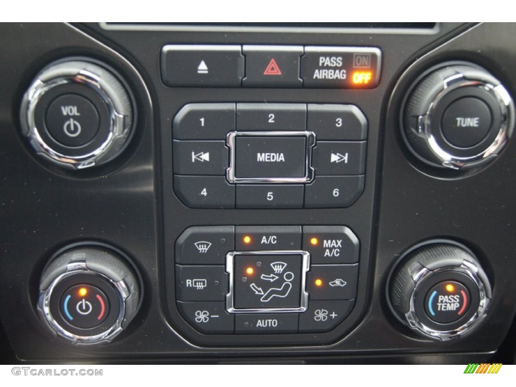 2013 Ford F150 FX2 SuperCrew Controls Photo #73617468