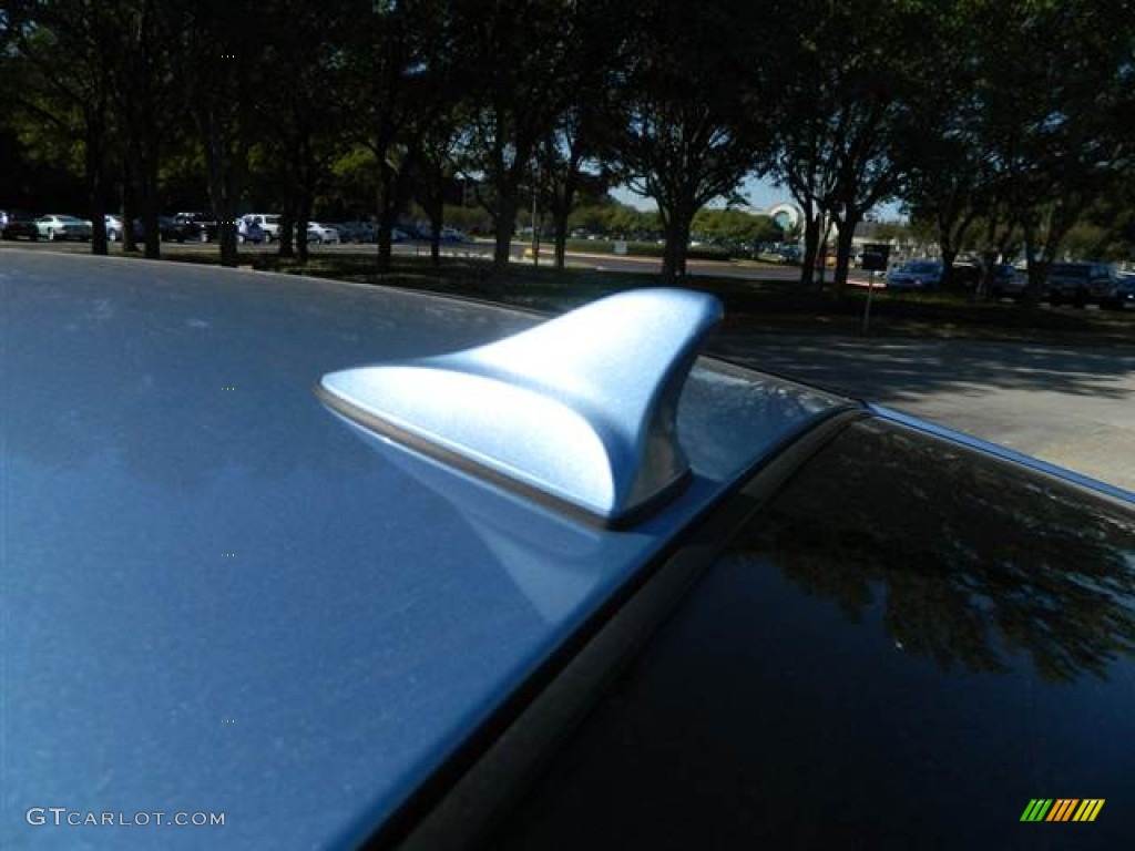 2010 Genesis Coupe 2.0T - Aqua Minerale Blue / Black photo #18