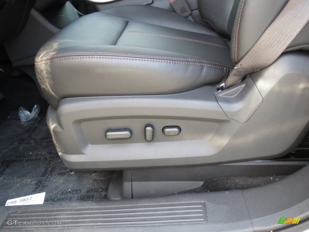 2013 Edge SEL - Tuxedo Black Metallic / Charcoal Black photo #25