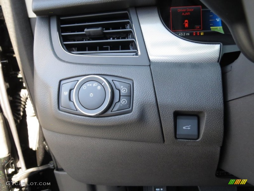 2013 Edge SEL - Tuxedo Black Metallic / Charcoal Black photo #33