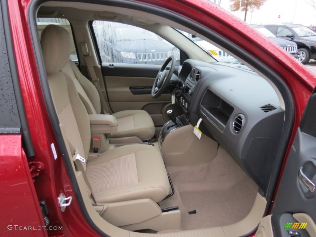 Dark Slate Gray Interior 2013 Jeep Compass Latitude Photo #73624724