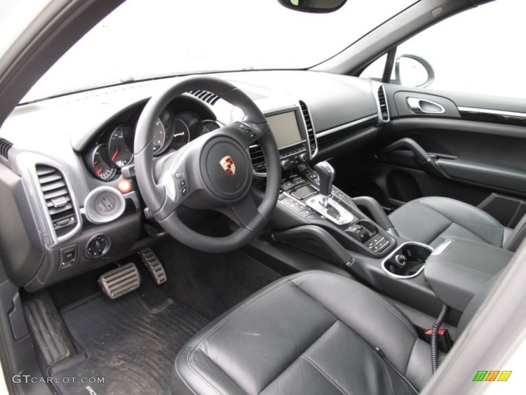 Black Interior 2011 Porsche Cayenne S Photo #73626274
