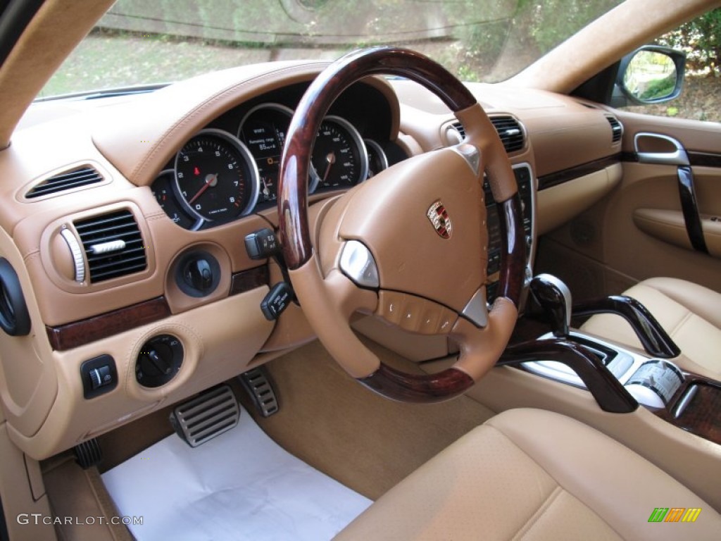 2010 Cayenne Turbo - Meteor Grey Metallic / Havanna/Sand Beige photo #25