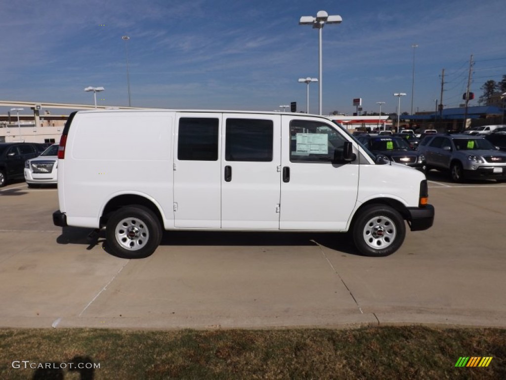White 1997 gmc savana 2500 cargo van #2
