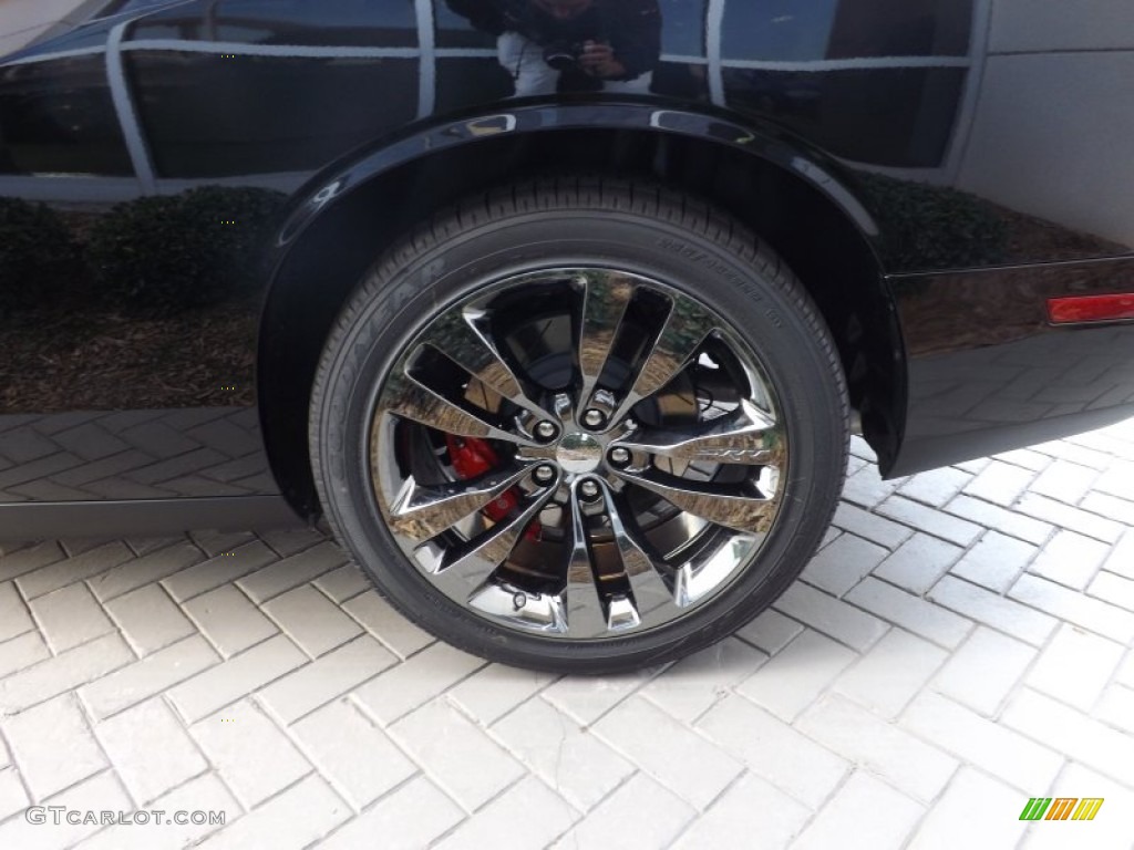 2013 Challenger SRT8 392 - Pitch Black / Radar Red/Dark Slate Gray photo #15