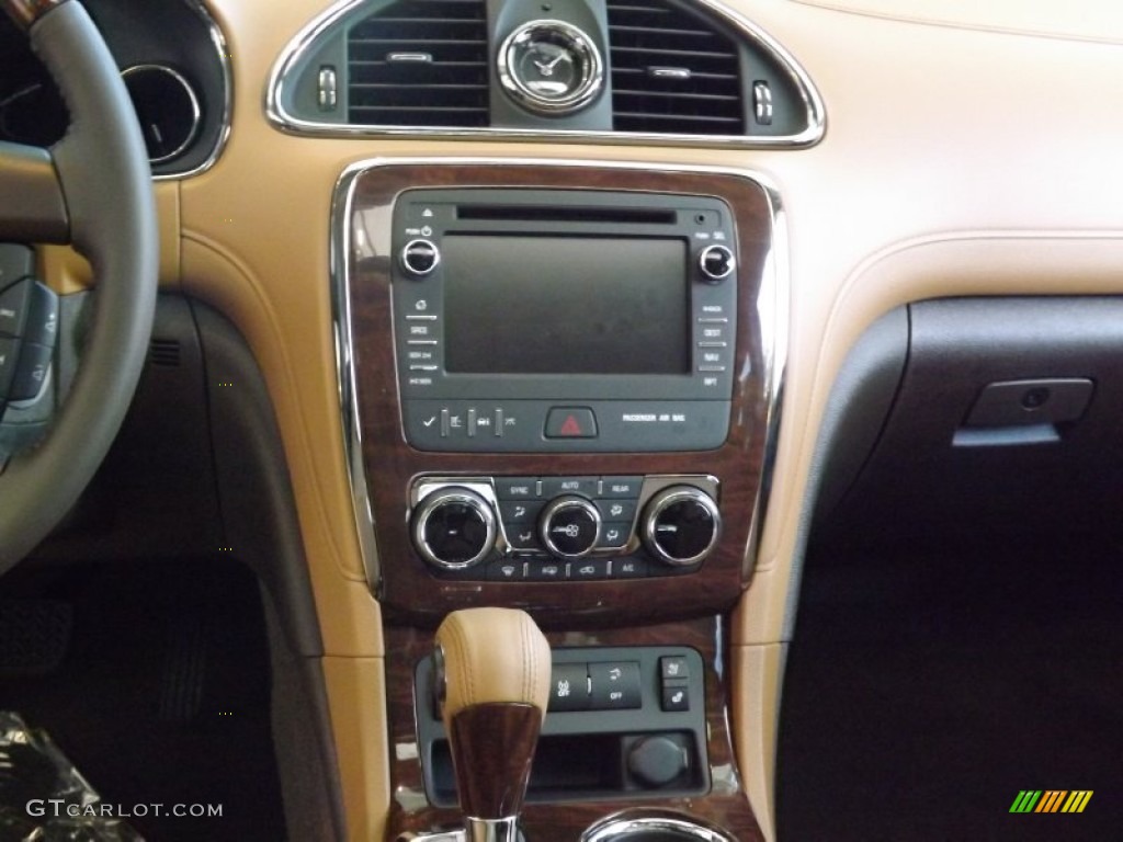 2013 Buick Enclave Premium Controls Photo #73629447