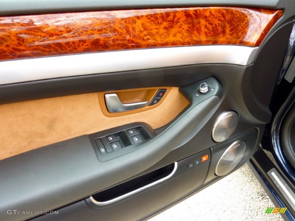 2008 Audi A8 4.2 quattro Door Panel Photos