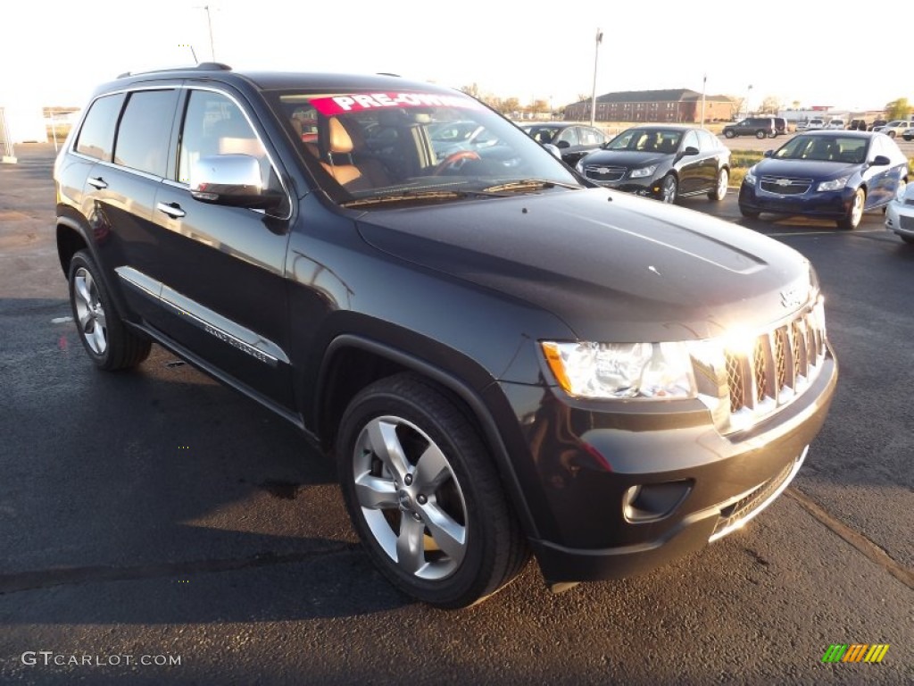 2011 Grand Cherokee Overland - Mineral Gray Metallic / New Saddle/Black photo #3