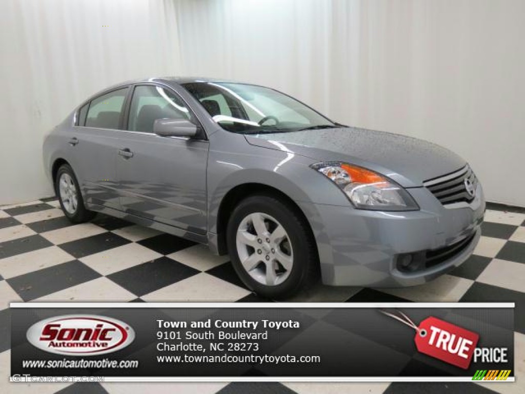 Precision Gray Metallic Nissan Altima
