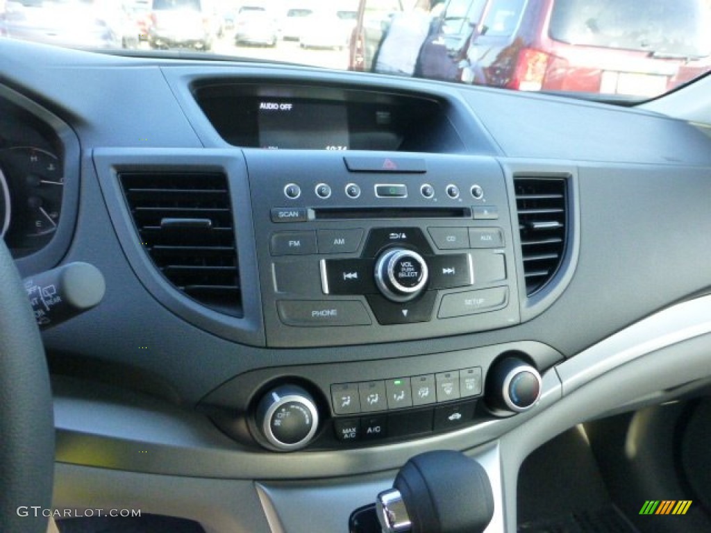 2013 Honda CR-V LX AWD Controls Photo #73634193