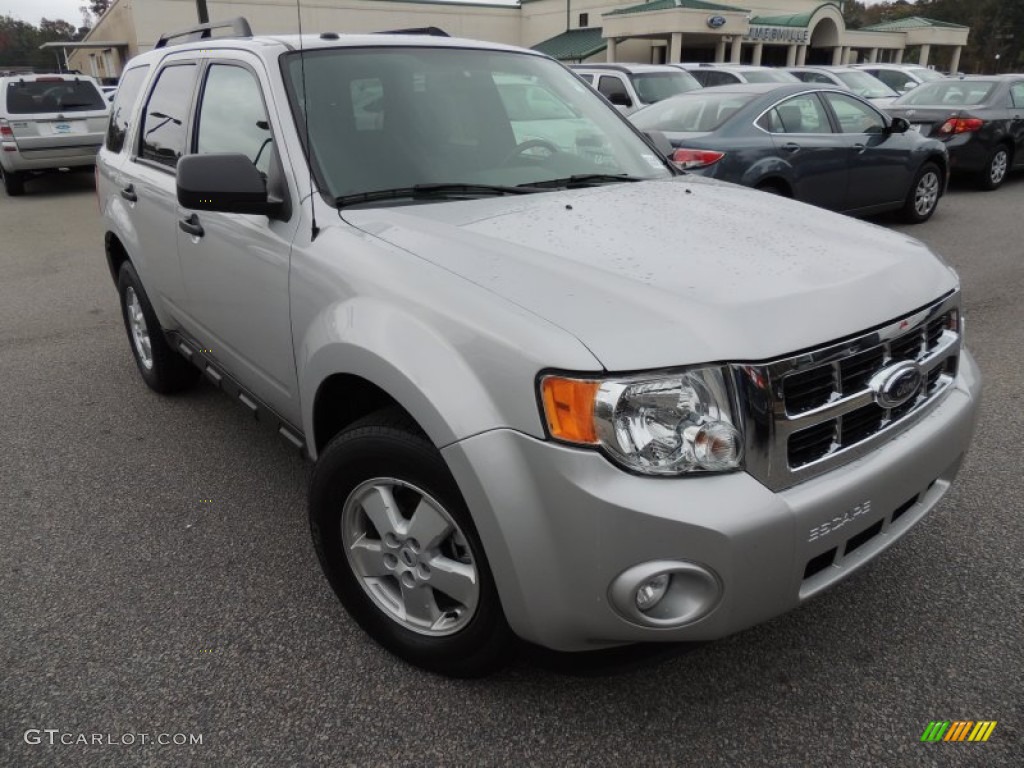 2009 Escape XLT V6 - Brilliant Silver Metallic / Charcoal photo #1