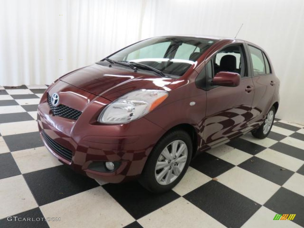 2009 Yaris 5 Door Liftback - Carmine Red Metallic / Dark Charcoal photo #3