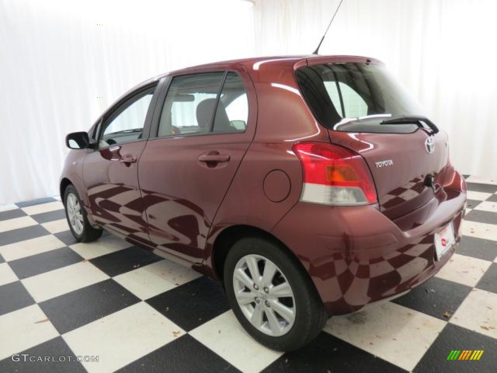 2009 Yaris 5 Door Liftback - Carmine Red Metallic / Dark Charcoal photo #29