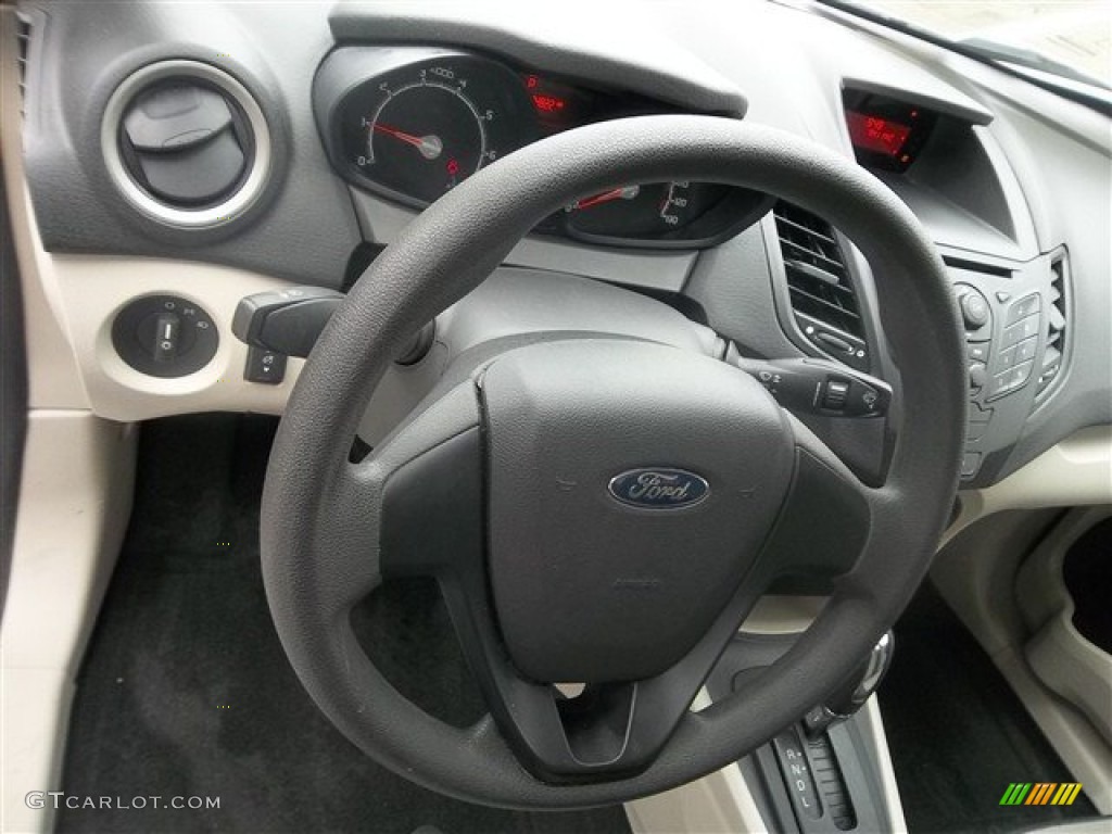 2011 Fiesta S Sedan - Blue Flame Metallic / Light Stone/Charcoal Black Cloth photo #14