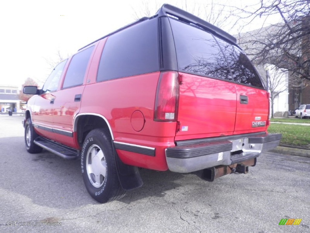 1999 Tahoe LT 4x4 - Victory Red / Gray photo #3