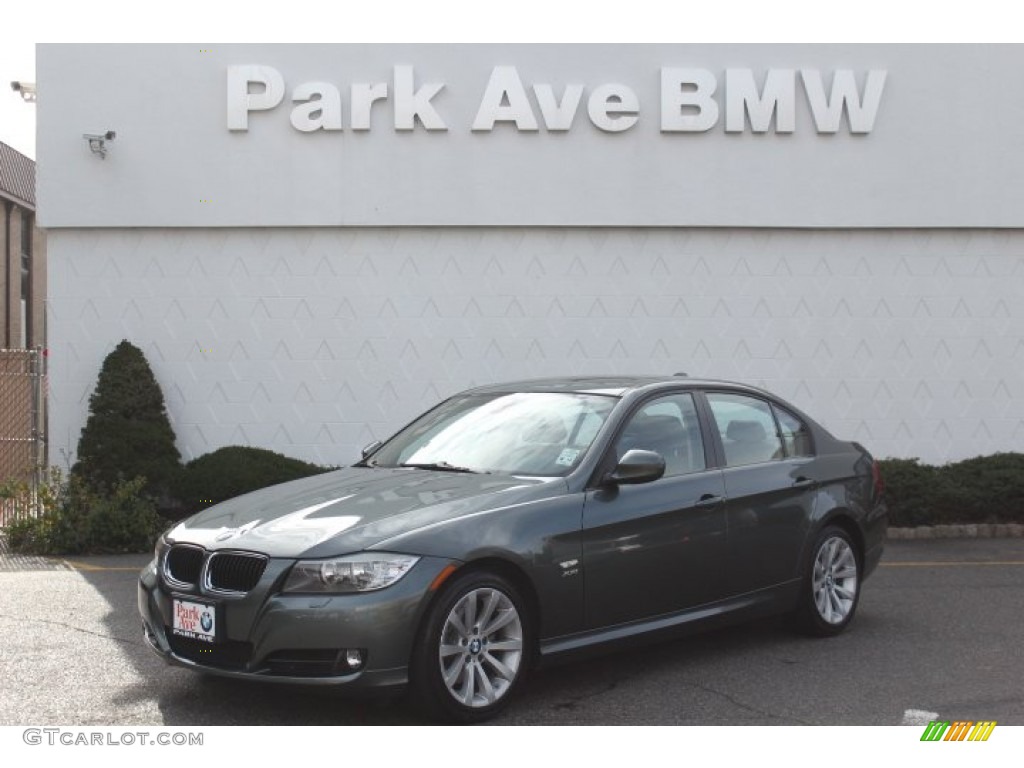 2009 3 Series 328xi Sedan - Tasman Green Metallic / Beige photo #1